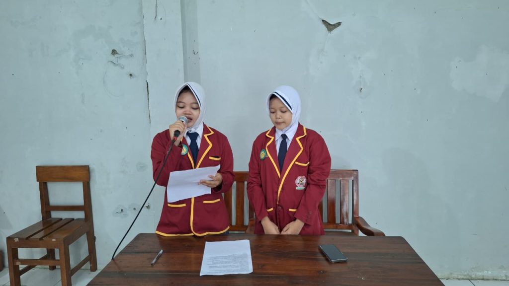 Pembawa Acara Kegiatan
